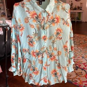 🌻🌻🌻BOGOHO 🌻🌻🌻Nine West Floral Blouse